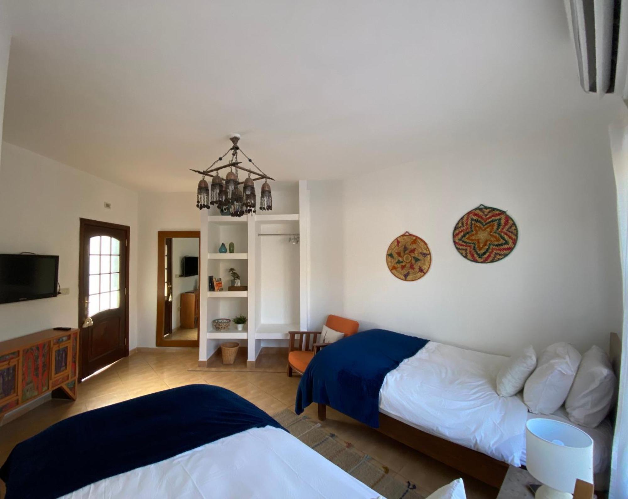 The Precious Guesthouse Sweimeh Luaran gambar