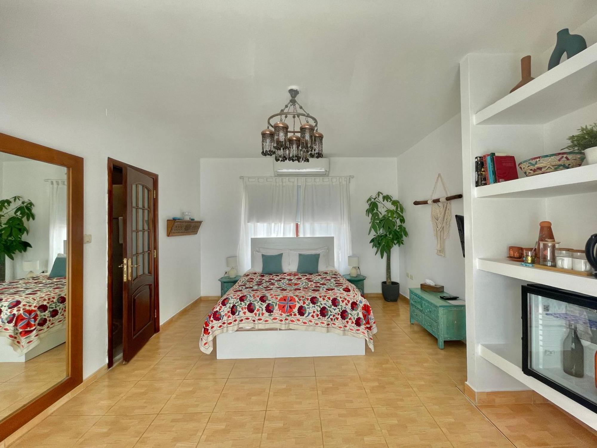 The Precious Guesthouse Sweimeh Luaran gambar